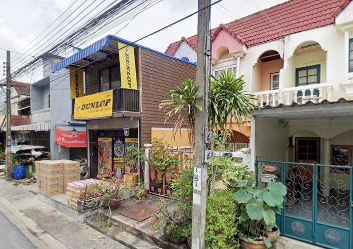 Th-118 : ทาวน์เฮ้าส์ 2 ชั้น 20 ตร.วา หลังมุม ต่อเติมเต็ม ซ.รามคำแหง 68 บางกะปิ 6