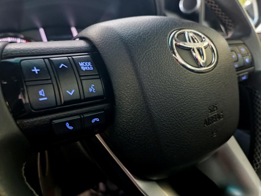 FORTUNER LEGENDER 2.8 4WD ปี 2021  ✅ ฟรีค่าจัด-ค่าโอน ✅ ฟรีประกันภัย ✅ ฟรี พรบ 7