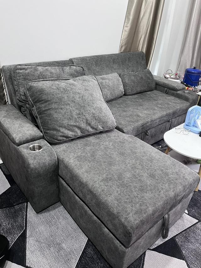 โซฟาเบด (ซ้าย) ผ้ากัมมะหยี่