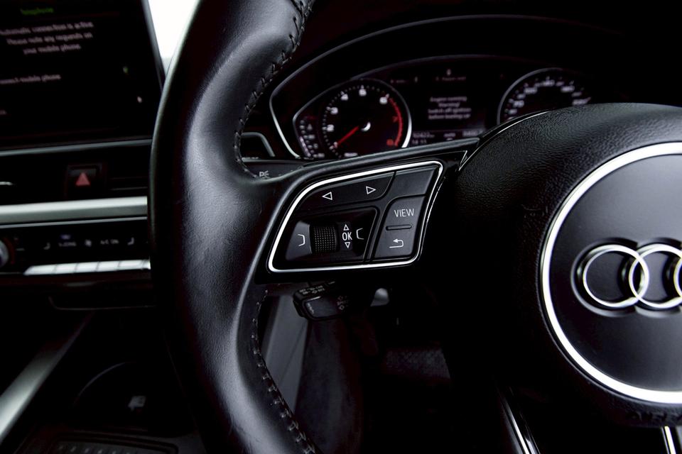 ✨ AUDI A4 2.0 45 TFSI QUATTRO S LINE AT ปี 2017 B9 รูปที่ 12