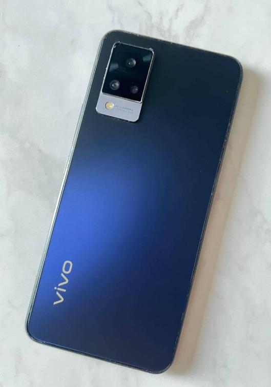 Vivo V21 สภาพมือสอง 1