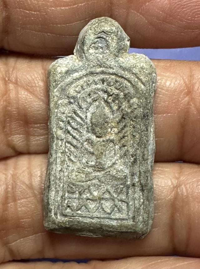 เหรียญหล่อโบราณพิมพ์สมาธิหลังจาร เนื้อชินตะกั่ว