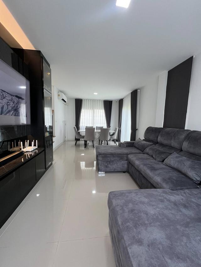 ขายบ้านแฝด Pleno Town สุขุมวิท–เทพารักษ์ อายุเพียง2ปี สภาพใหม่พร้อมอยู่ แต่งครบ 15