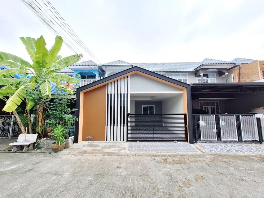 หมู่บ้านอยู่เจริญ 4 ลำลูกกาคลอง4 ถนนไสวประชาราษฎร์ ต.ลาดสวาย อ.ลำลูกกา จ.ปทุมธานี 2