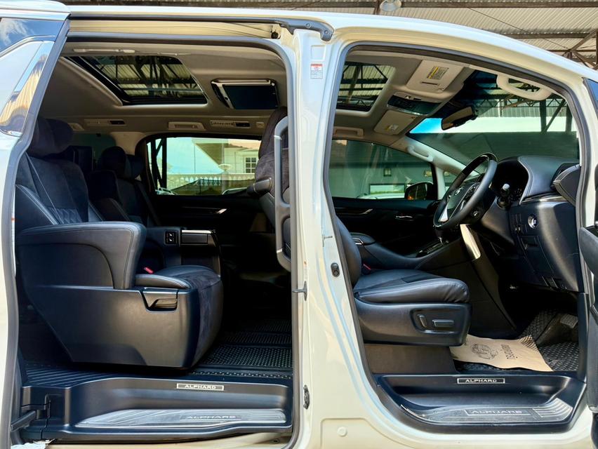 ขาย Toyota Alphard 2.5SC ปี16 9