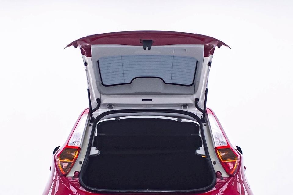รหัสรถ 1D813 MG3 X Sunroof 2015 17