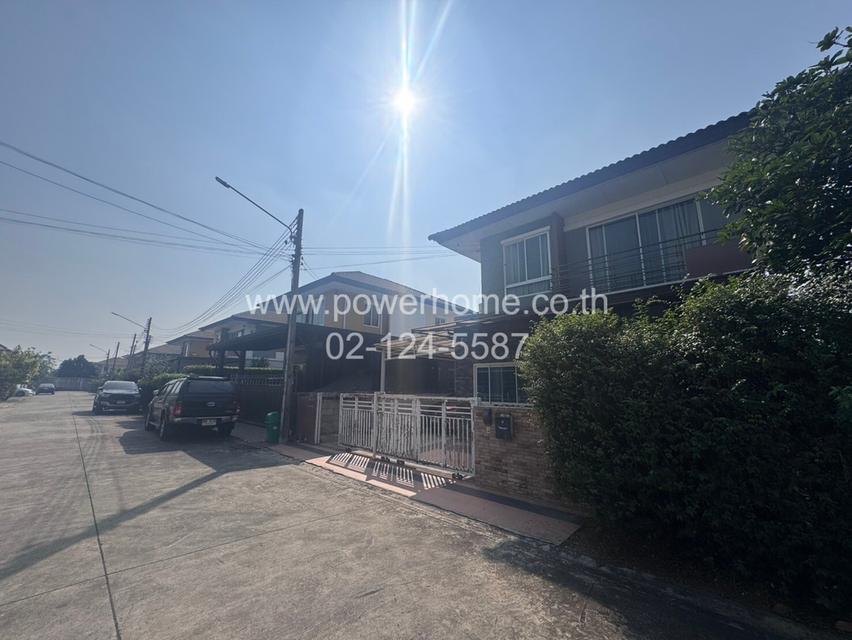 หมู่บ้าน เดอะทรัสต์วิลล์ วัชรพลหทัยราษฏร์ ใกล้ตลาดมารวย ซ.หทัยราษฏร์ ถนนหทัยราษฏร์ ต.บึงคำพร้อย อ.ลำลูกกา จ.ปทุมธานี 1