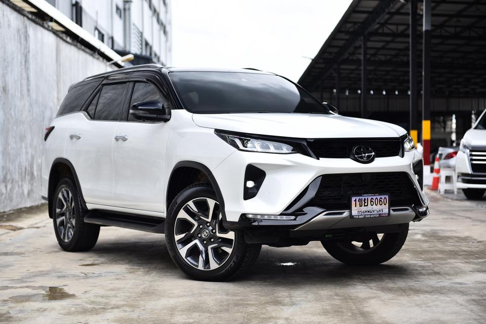 FORTUNER LEGENDER BLACK TOP ทะเบียนคืน รูปที่ 2