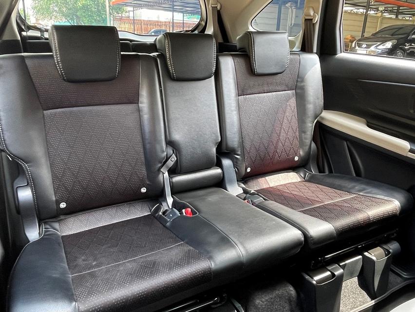 Toyota Veloz 1.5Smart ปี22 14