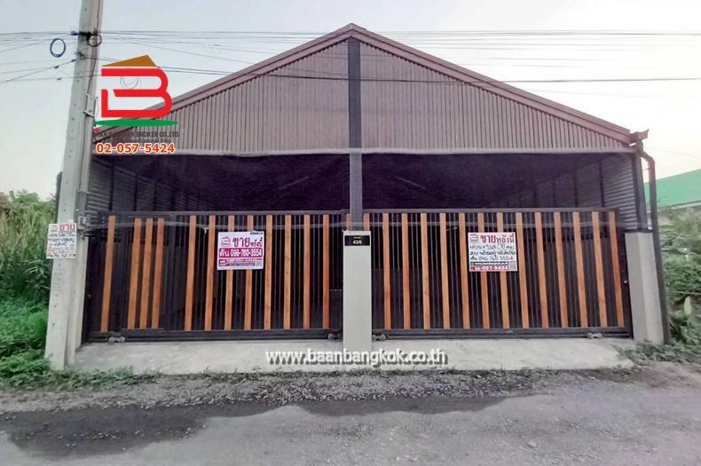 บ้านเดี่ยว เนื้อที่ 50 ตรว. ซอยอัศวิน (ใกล้Mini Big คู้คลอง9) ถนนไมตรีจิต-คลองเก้า แขวงคลองสิบ เขตหนองจอก 1