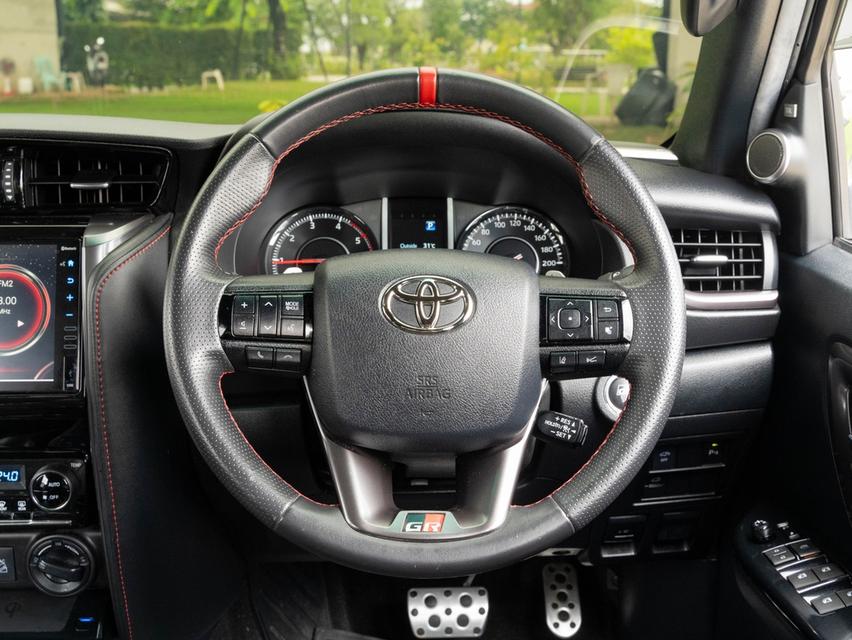 FORTUNER 2.8 GR Sport Black Top 4WD ปี 2022 รหัส 12AT2253 6