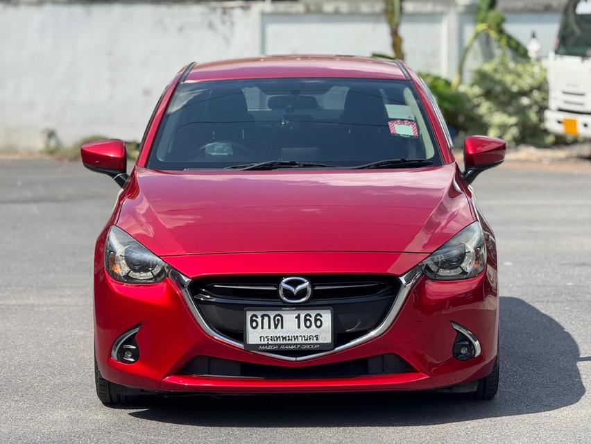 MAZDA 2 SKYACTIVE 4dr High Plus top Auto 6sp FWD 1.3i (เบนซิน) Mnc  ปี 17สีแดง เกียรออโต้  7