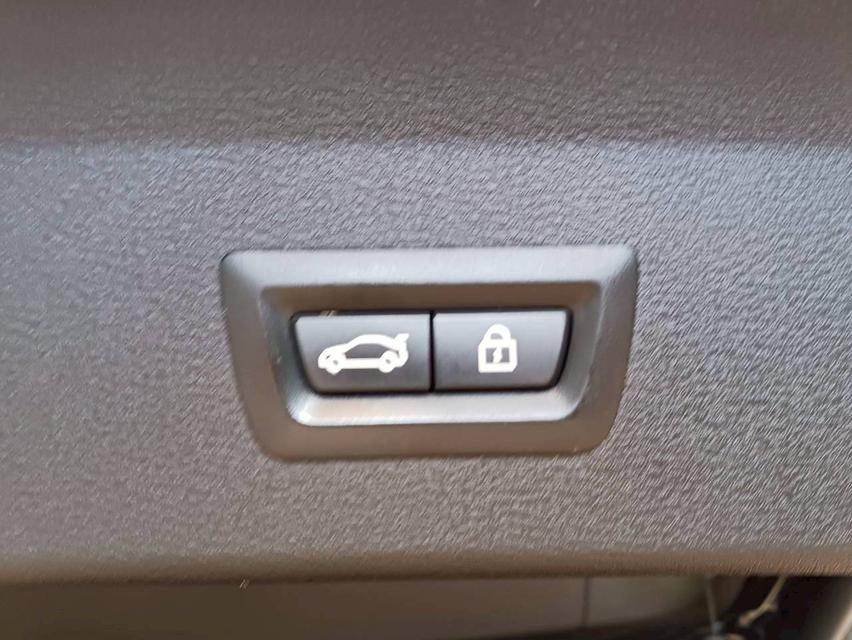 2017 BMW X-1 2.0 SDrive 18d M Sport รถสวยพร้อมใช้ 10