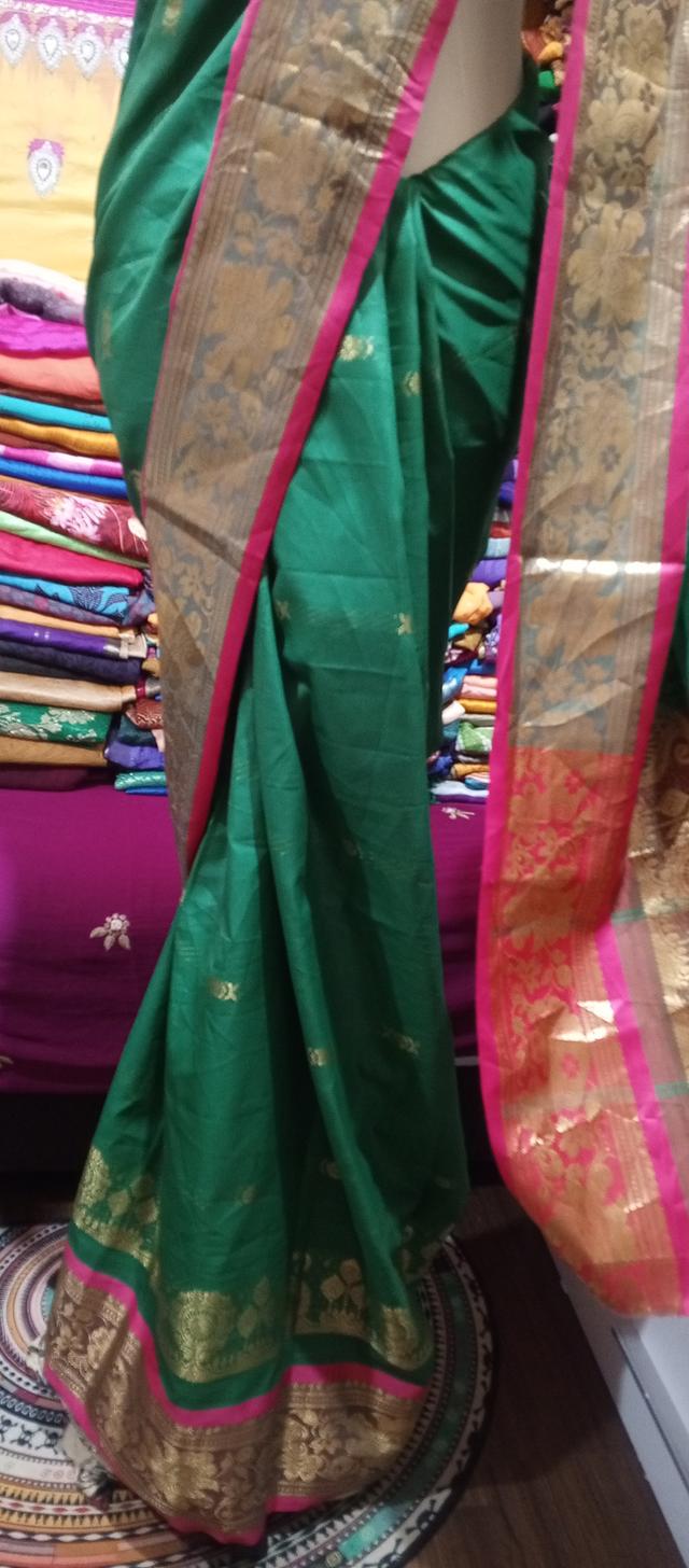 ส่สหรีอินเดีย ส่าหรีมือสอง ส่าหรี เสื้อครอปอินเดีย