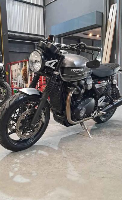 2019 Triumph Street Twin สีดำ 8