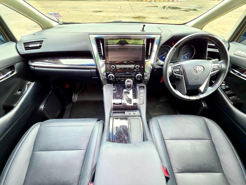 Toyota ALPHARD SRC E-Four สีขาว ปี 2022 ไมล์ 50,000 กม.  10