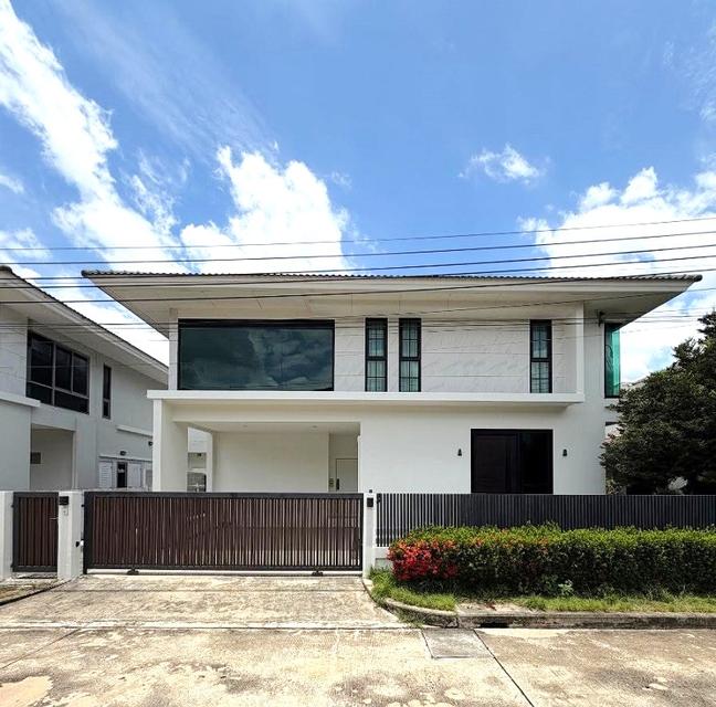ขาย 14 ล. / เช่า 75k บ้านเดี่ยว Perfect Place พระราม 9-กรุงเทพกรีฑา สภาพนางฟ้ารีโนเวทใหม่ ใกล้ Brighton & Wellington 1