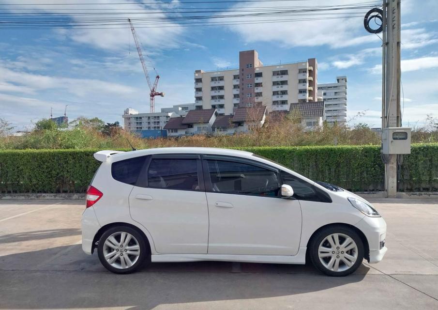 ปล่อยต่อรถยนต์ Honda Jazz จังหวัด เชียงใหม่ 4