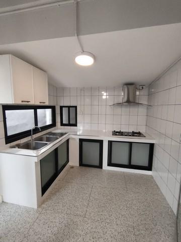 ให้เช่า ขาย บ้านเดี่ยว 2 ชั้น รีโนเวทใหม่ 300 ตร.ม ถนนสุทธิสารวินิจฉัย ลาดพร้าว รัชดา เหมาะอยู่อาศัยและทำโฮมออฟฟิศ รัชดาภิเษก 20 ใกล้ MRT สุทธิสาร และ 3