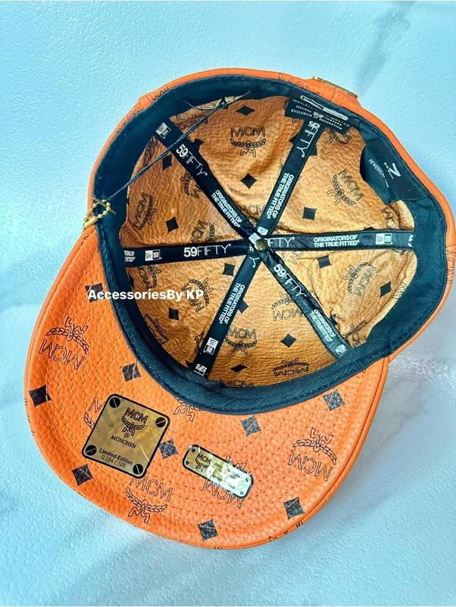 New !! MCM X NEW ERA CAP size 7(55.9)หนังแท้ถือว่าคุ้มมากกับราคาหมวกแบรนด์เนมใส่ได้อีกยาวๆ 8