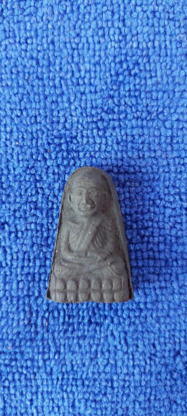 หลวงปู่ทวด รุ่นปลอดหนี้ เนื้อว่าน รูปที่ 5