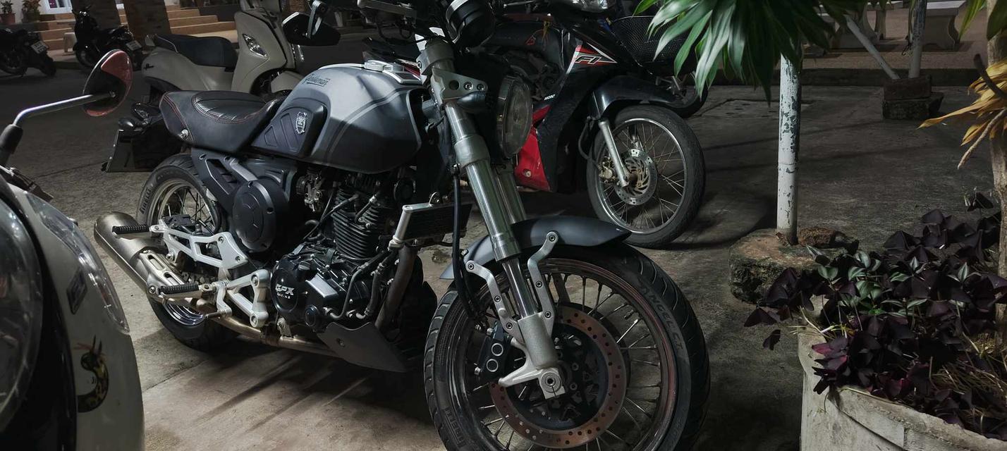 GPX Legend Gentleman 200cc
