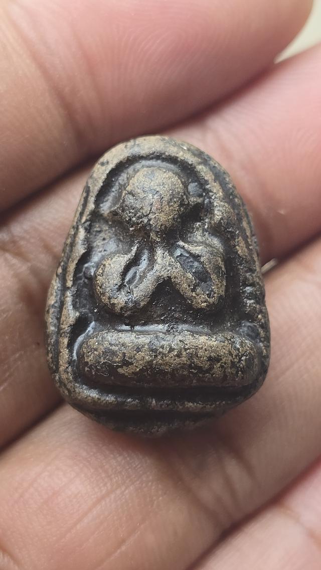 พระปิดตาหลวงปู่จีน วัดท่าลาดเหนือ