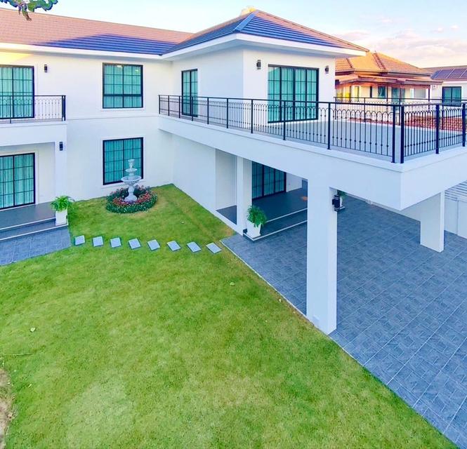 หมู่บ้าน TW.วนาสินธุ์ – บ้านหรู พัทยา 2