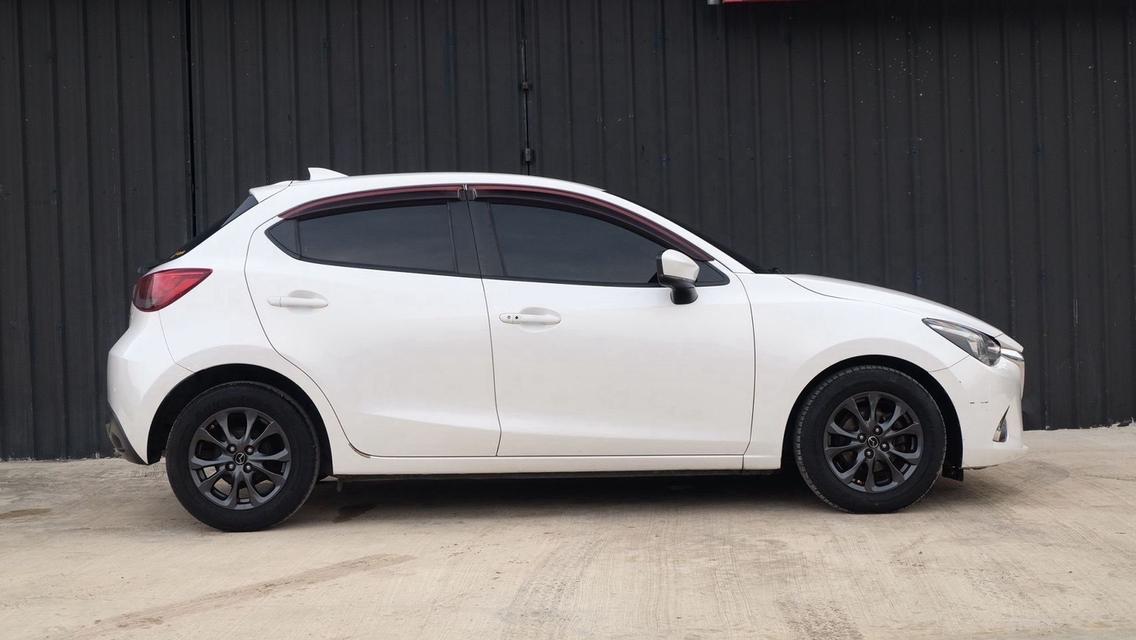 🚗 รถเพิ่งเข้าใหม่! MAZDA2 1.3 Sports High Connect ปี 2018 รูปที่ 8