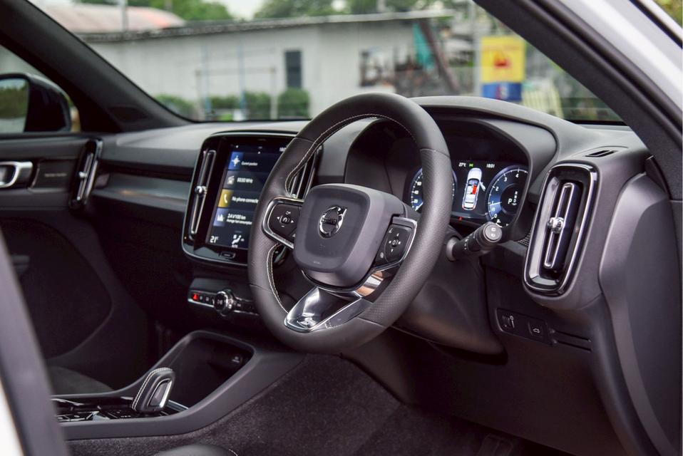 VOLVO #XC40 2.0 T5 R-Desing AWD AT 2019 โทร.0922639576 เอ๋  18