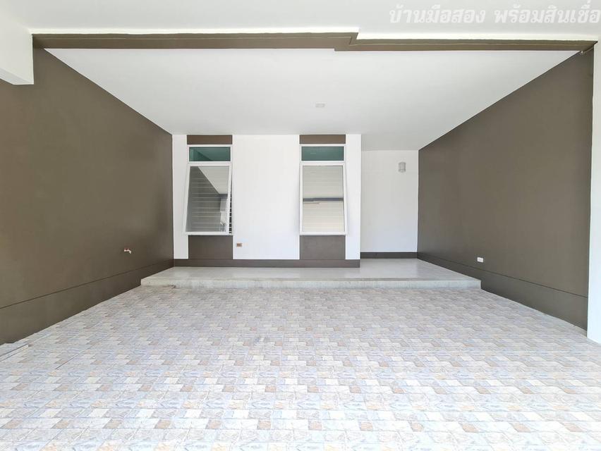 ขายด่วน หมู่บ้านฮาบิเทีย เลียบคลองสอง 6