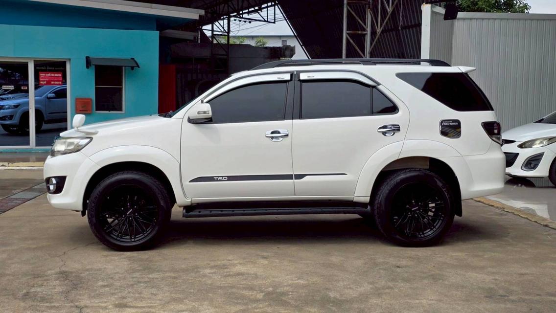 TOYOTA FORTUNER, 2.7 V ปี 2014 โฉม ปี11-15