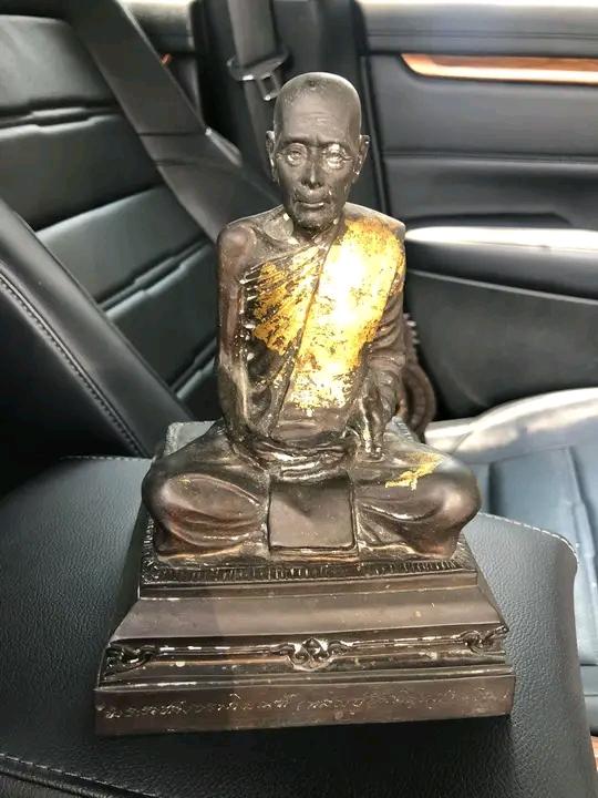 พระบูชาหลวงปู่โต๊ะ