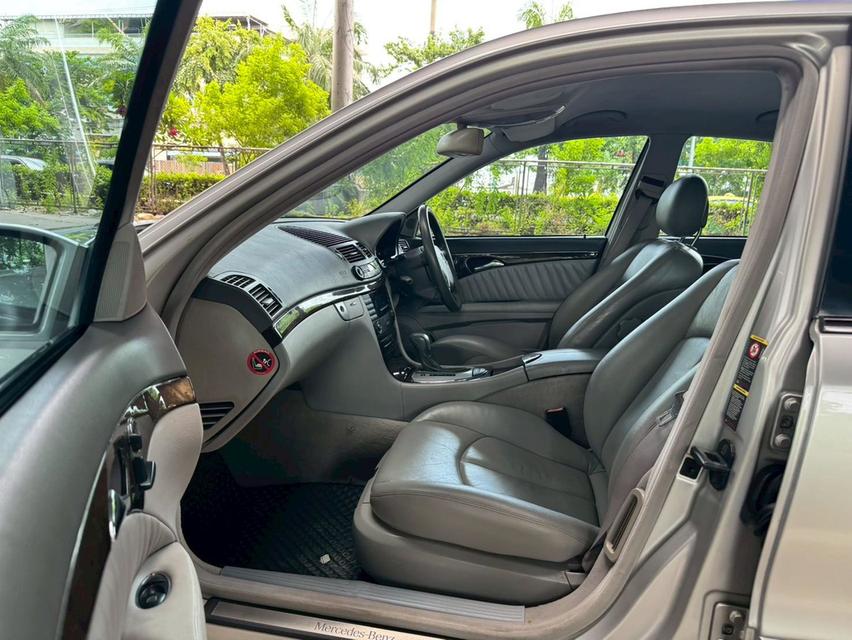 2003 Mercedes-Benz E240 W211 V6 AT รูปที่ 16