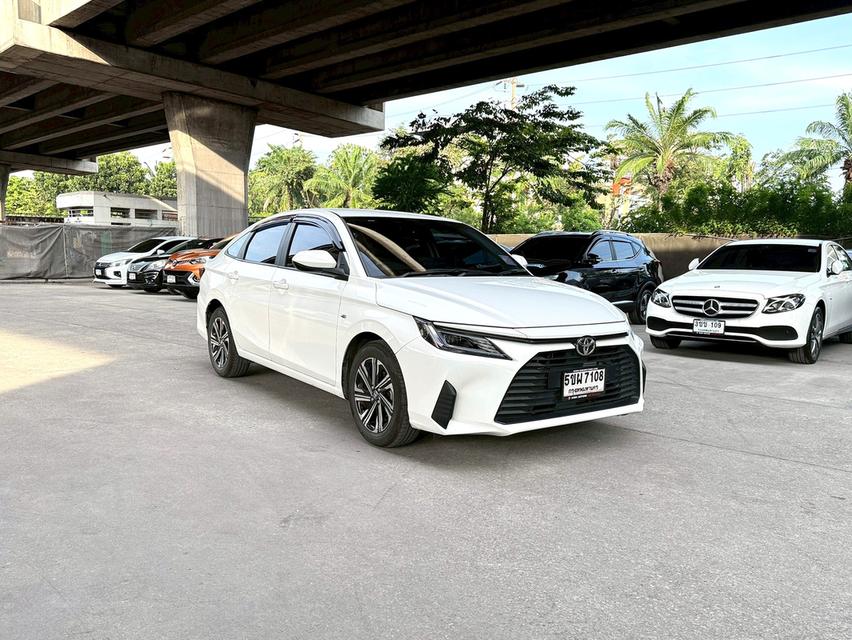 ขายรถ Toyota Yaris Ativ 1.2 Sportปี 2024 สีขาว เกียร์ออโต้