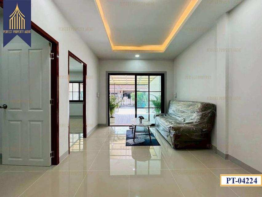 ขาย ทาวน์เฮาส์บัวทอง 4 ชั้นเดียวราคาย่อมเยาว์ 9