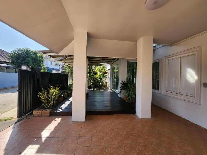 🏡 บ้านเดี่ยวสองชั้นในโครงการ ใกล้ตลาด ห้างสรรพสินค้า โรงพยาบาล #เมืองเชียงใหม่ ราคาเพียง 25,000 บาท/เดือน ✨ 清迈双层独栋别墅出租 2 卧室 3 卫生间 – 租金 25,000 泰铢/月 ✨ 7