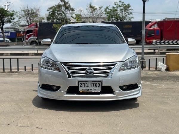 2013 Nissan Sylphy 1.8 V navi ประวัติศูนย์ ทุกระยะ 2