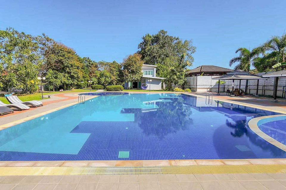 Single-Story Home in a Serene Gated Community 3