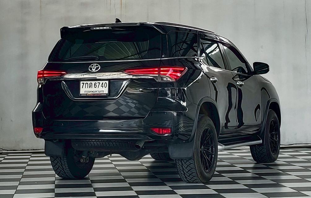 Toyota New Fortuner 2.4 V 2WD ปี 2018 2