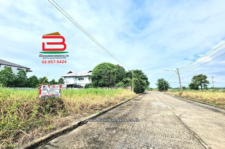 ที่ดินเปล่า หมู่บ้านกฤษดานคร 19 เนื้อที่ 200 ตร.ว (ซอยทิชาชล 4/6) แขวงดอนเมือง เขตดอนเมือง กรุงเทพมหานคร 3