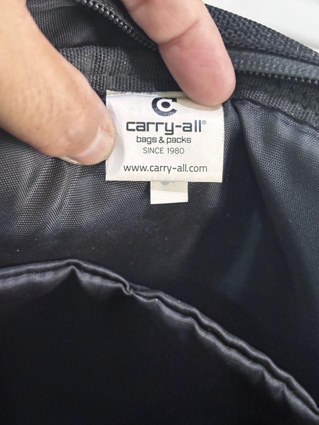 กระเป๋าสะพายcarry allสภาพใหม่ รูปที่ 10