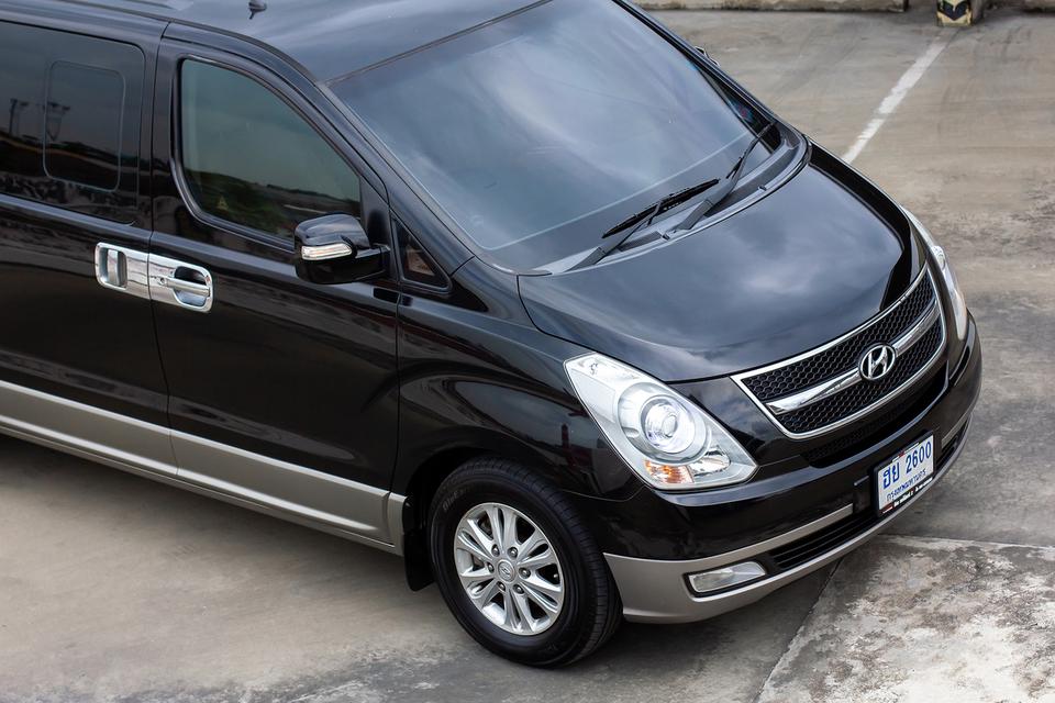 Hyundai H1 A2 2.5 Deluxe 2012 จด 2013 4