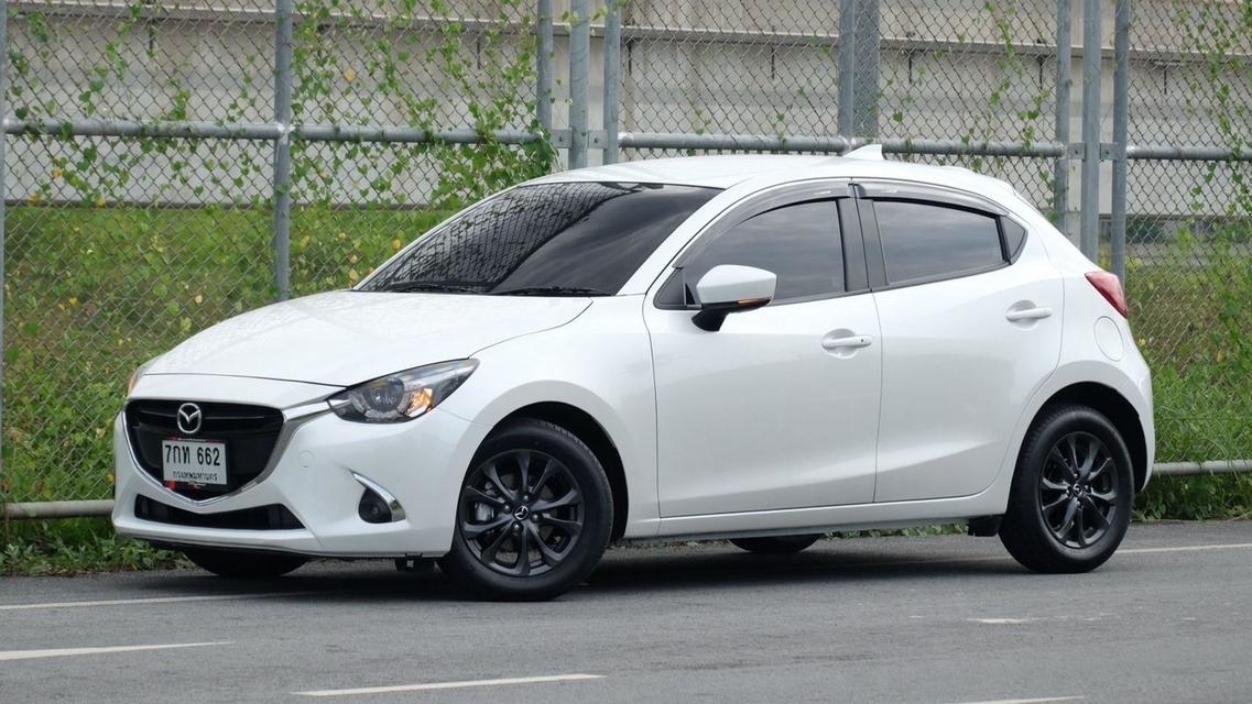 (แจ้งรหัสรถ KN662) : 2018 MAZDA2 SPORT HIGH PLUS