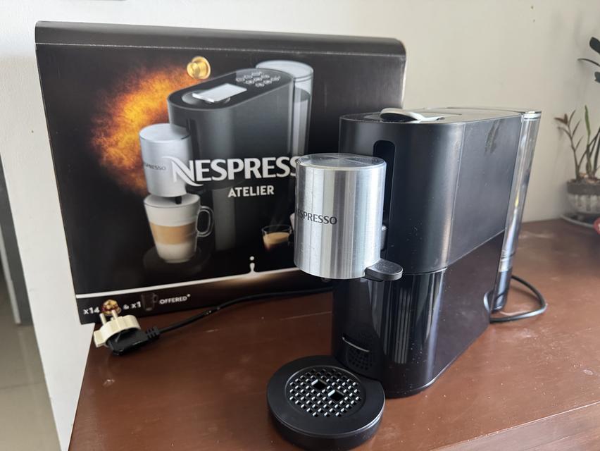 ขายเครื่องชงกาแฟชนิดแคปซูล Nespresso Atelier สภาพดีพร้อมของแถม 9