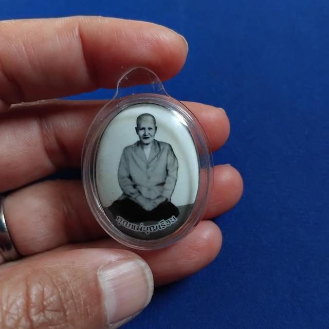 พระบ้านเก็บเก่า แม่ชีบุญเรือนเหลื่ยมเก่า