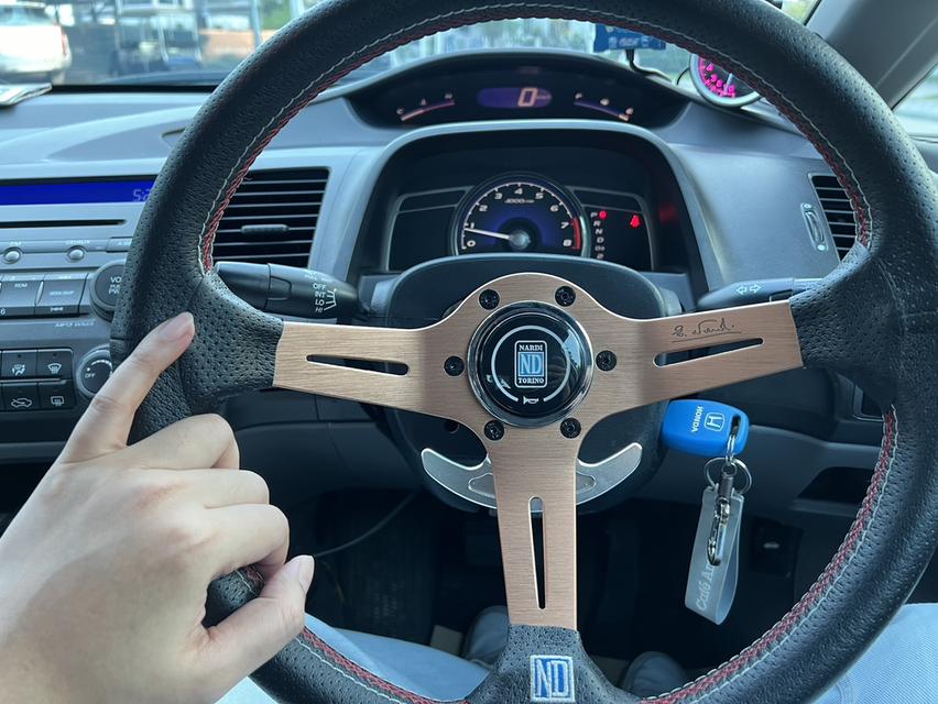 2011 Honda Civic FD ออโต้ รถสวยมาก ขวัญใจวัยรุ่น รูปที่ 11