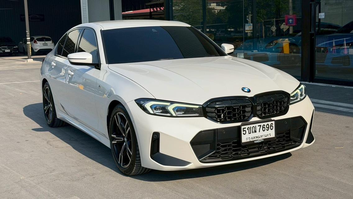 รหัสรถ KPV7696 2023 BMW 320d M SPORT รูปย่อยที่ 2