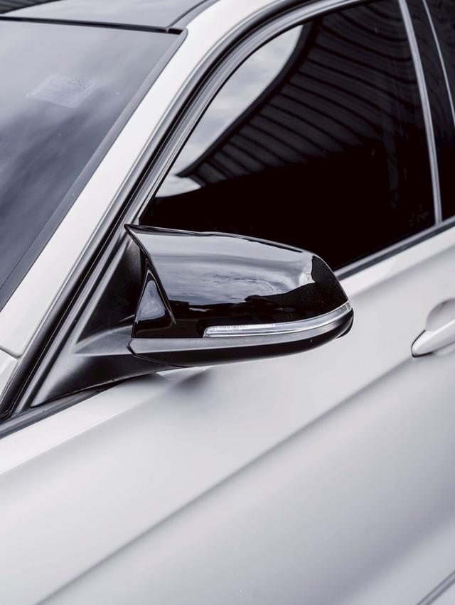 รหัสรถ 67GG3204 #BMW #330e #M3 Look ปี 2019 แต่งหล่อๆ จัดทรง มีล้อ hre พาท M3 look 13