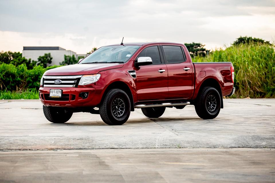 Ford Ranger Hi-lander 4 ประตู 2.2 XLT เกียร์ MT ปี 2013 สีแดง สภาพดี